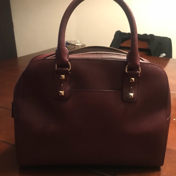 👜 Michael Kors Saffiano stud purse 👜 - Picture 3 of 5